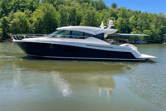 Tiara Yachts C53 Coupe Yacht For Sale
