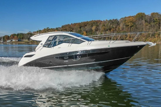 Sea Ray Sundancer 350 Coupe Yacht For Sale