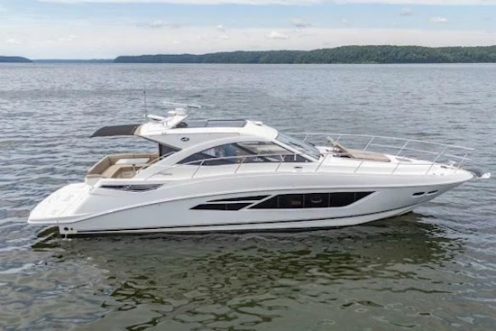 Sea Ray Sundancer 510 Yacht For Sale