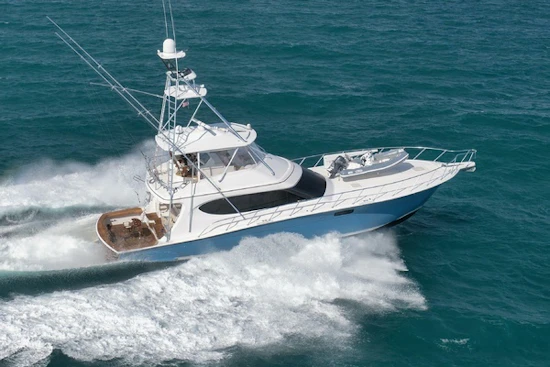 Hatteras GT70 Yacht For Sale