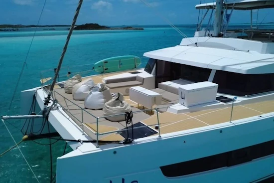 Bali 5.4 Yacht For Sale