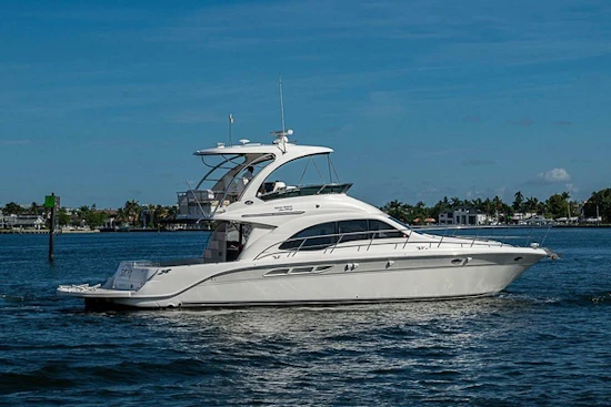 Sea Ray 520 Sedan Bridge Yacht For Sale