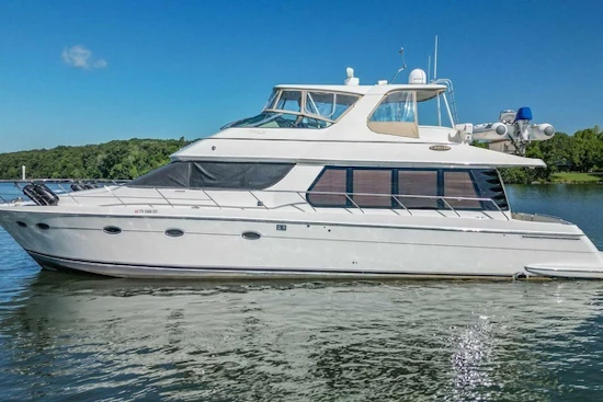 Carver 570 Voyager Pilothouse Yacht For Sale