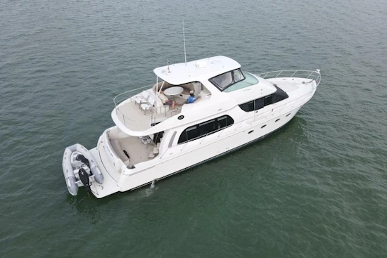 Carver 560 Voyager Yacht For Sale