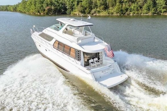 Carver 570 Voyager Pilothouse Yacht For Sale