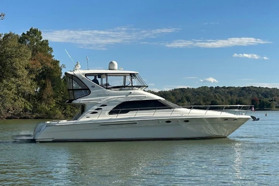 Sea Ray 560 Sedan Bridge Yacht For Sale