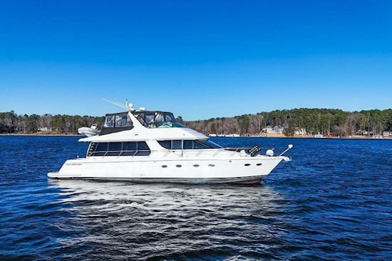 Carver 570 Voyager Pilothouse Yacht For Sale