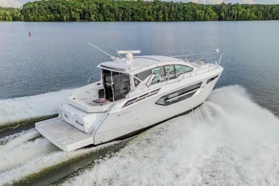 Cruisers Yachts 42 Cantius Yacht For Sale