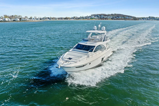 Azimut 50 FLYBRIDGE Yacht For Sale
