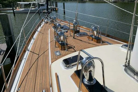 Little Harbor 53 Yacht For Sale