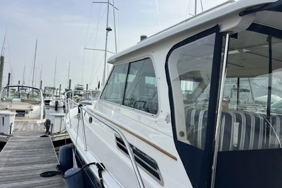 Back Cove 33 Yacht For Sale