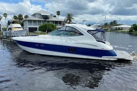 Cruisers Yachts 520 Express Yacht For Sale