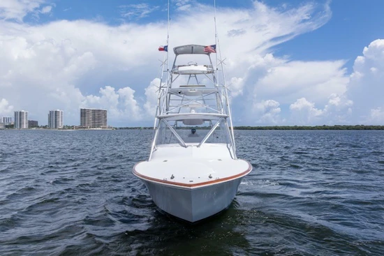 Predator 35 Express Yacht For Sale
