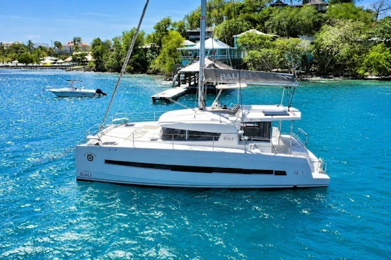 Bali 4.1 Yacht For Sale