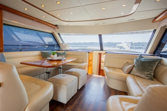 Riviera 53 Enclosed Flybridge Yacht For Sale