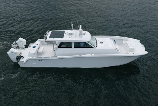 Powercat Toro 42 Yacht For Sale