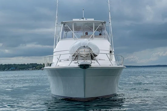 Bertram 630 Convertible Yacht For Sale
