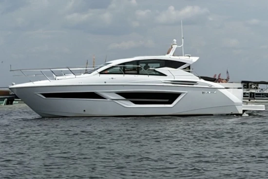 Cruisers 46 Cantius Yacht For Sale