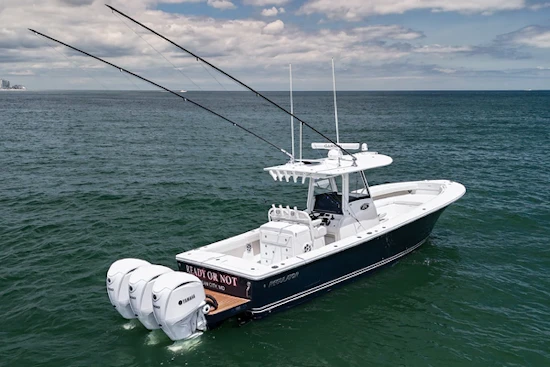 Regulator 34 CC Yacht For Sale