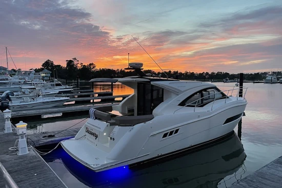 Carver C37 Yacht For Sale