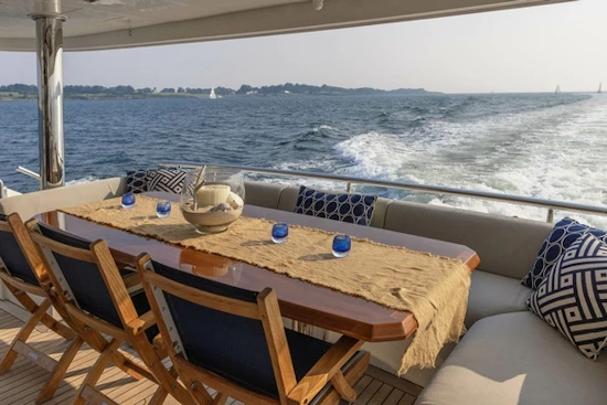 Ocean Alexander OA 120 Yacht For Sale