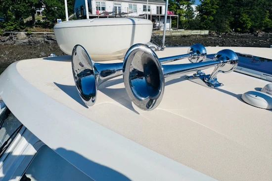 MJM 40z Yacht For Sale