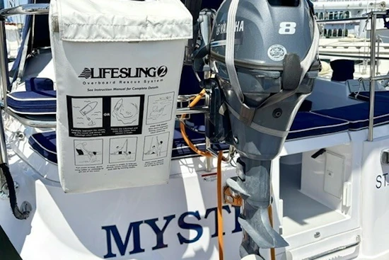 Catalina 355 Yacht For Sale