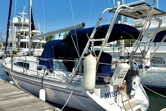 Catalina 355 Yacht For Sale