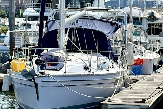 Catalina 355 Yacht For Sale