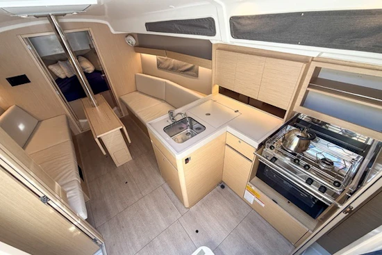 Beneteau 34.1 Yacht For Sale