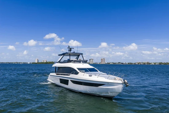 Azimut 68 FLY Yacht For Sale