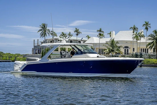 Tiara Yachts 38 LS Yacht For Sale