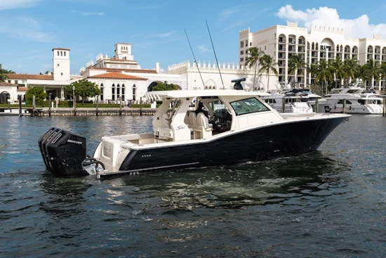 Scout 425 LXF Yacht For Sale