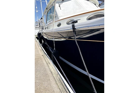 Back Cove 37 Yacht For Sale