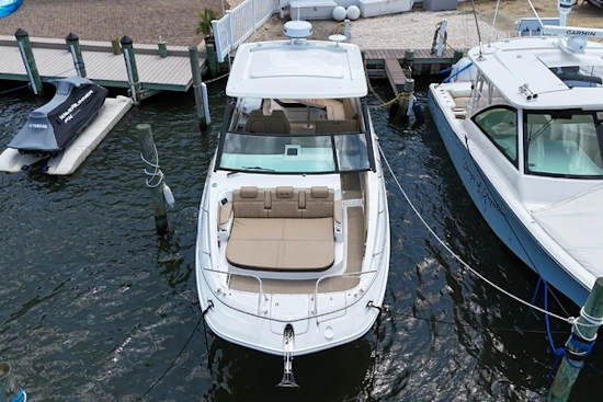 Sea Ray 320 Sundancer OB Yacht For Sale