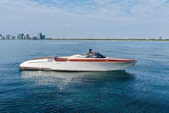 Riva Aquariva Yacht For Sale