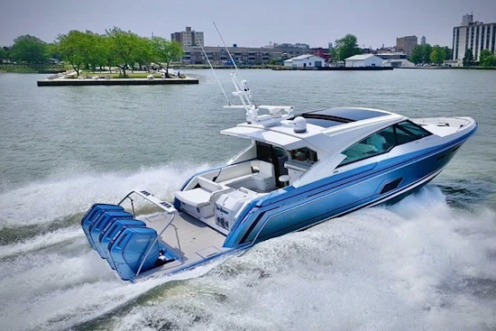 Formula 500 Super Sport Crossover Yacht For Sale