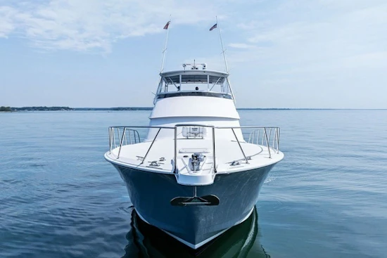 Hatteras 60 Convertible Yacht For Sale
