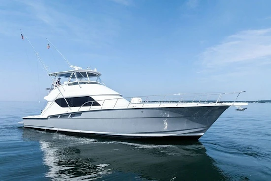 Hatteras 60 Convertible Yacht For Sale
