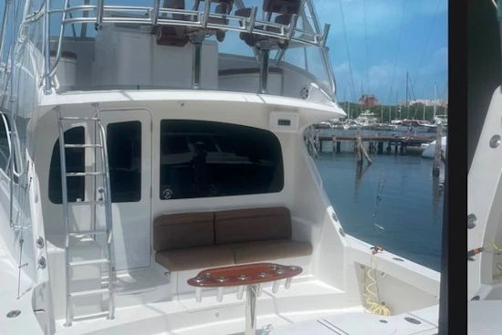 Viking Convertible Yacht For Sale
