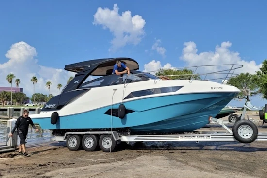 NX Boats 340 Sport Coupe Yacht For Sale
