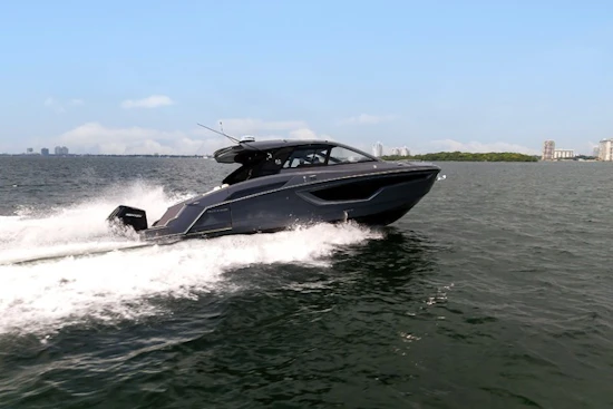 Cruisers Yachts 42 GLS OB Yacht For Sale