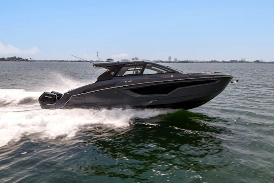 Cruisers Yachts 42 GLS OB Yacht For Sale