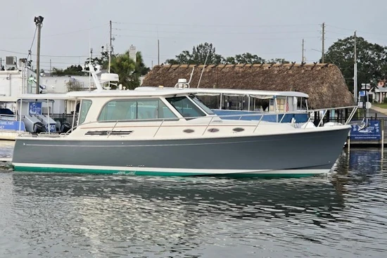 Back Cove 372 Yacht For Sale