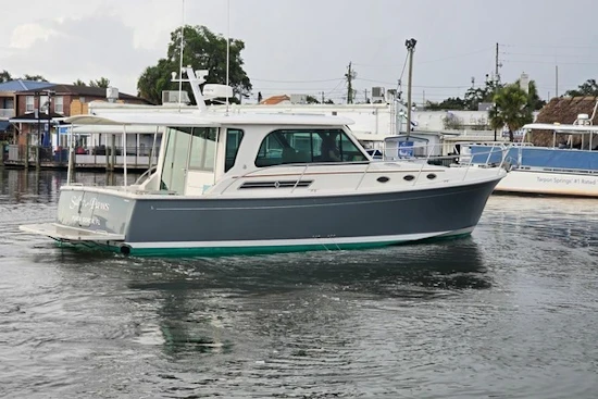 Back Cove 372 Yacht For Sale