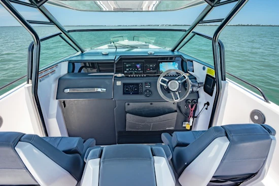 Axopar 37 Yacht For Sale