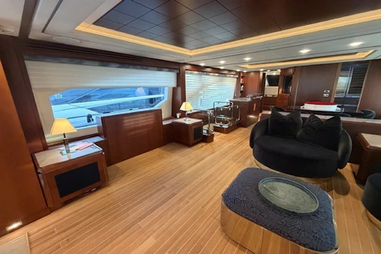 Azimut Flybridge Yacht For Sale