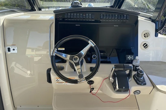 Boston Whaler 350 Realm Yacht For Sale