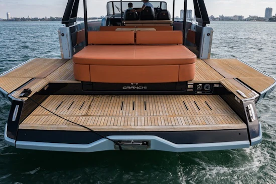 Cranchi  Yacht For Sale