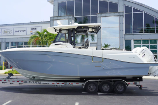 Jeanneau Leader 10.5CC Yacht For Sale